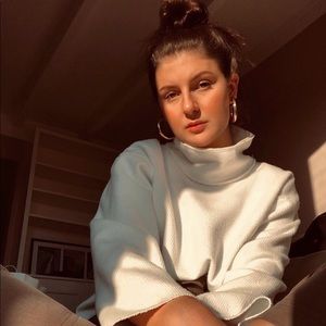 White Baggy Turtleneck Sweater
